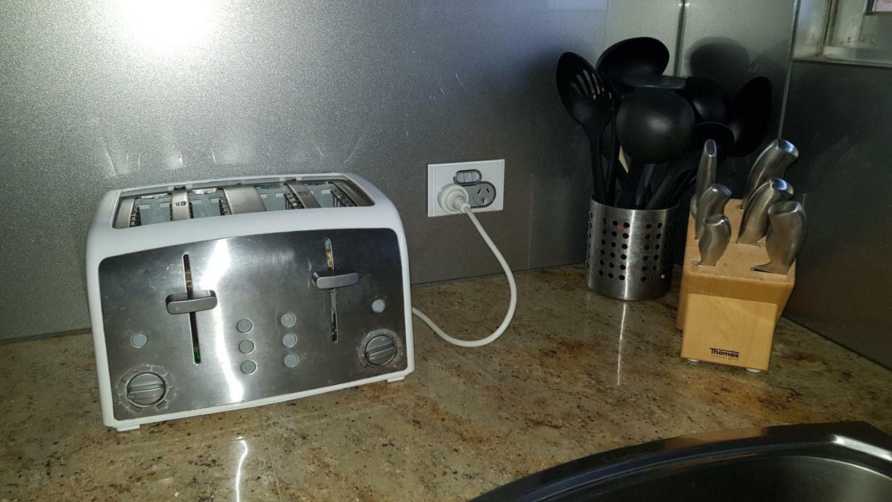 Acushla Accommodation Esplanade Living Self Check-In Self Check-Out West Beach Kültér fotó