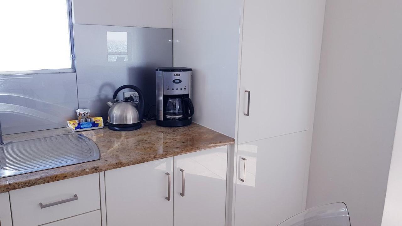 Acushla Accommodation Esplanade Living Self Check-In Self Check-Out West Beach Kültér fotó