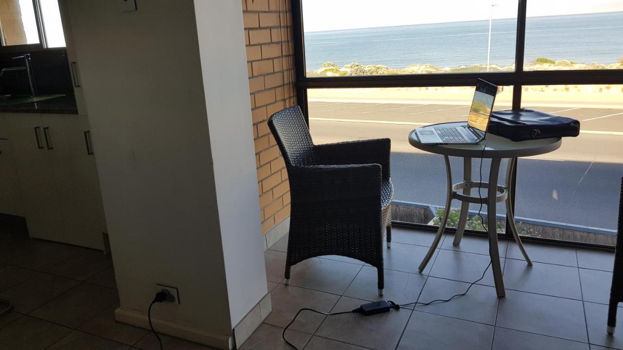 Acushla Accommodation Esplanade Living Self Check-In Self Check-Out West Beach Kültér fotó